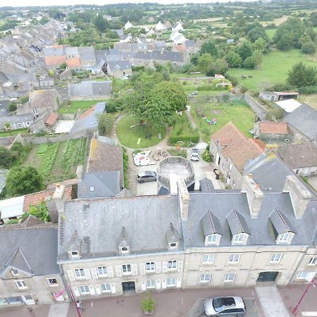 La Tourelle En Normandie Saint-Pierre-Église 外观 照片